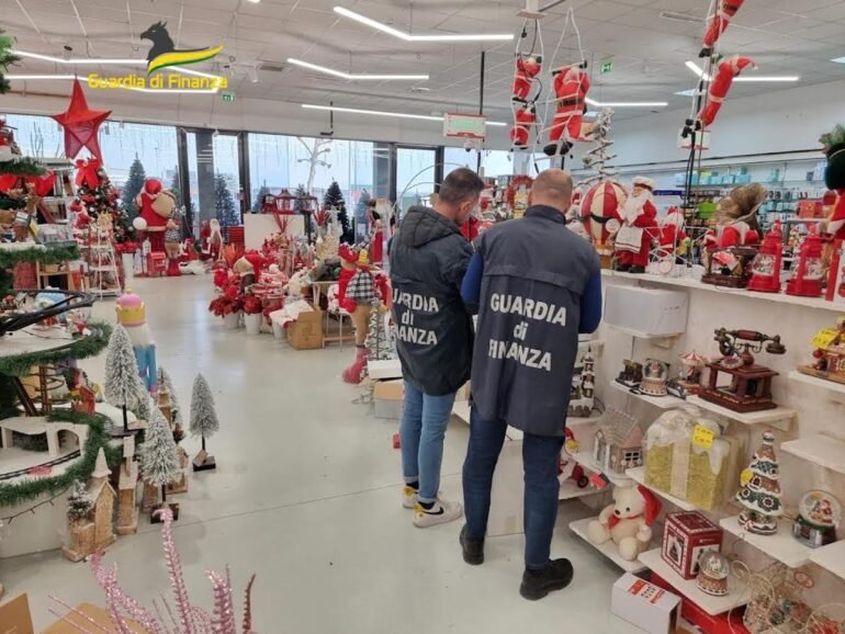 Caserta, sequestrati 543mila prodotti illegali