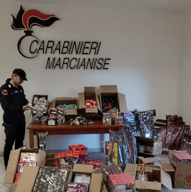 Sant’Arpino, vendevano botti illegali in casa: arrestati 2 fratelli