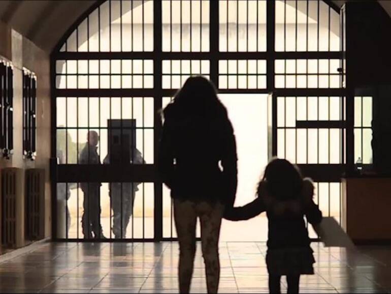 Bambini in carcere: una battaglia di civiltà