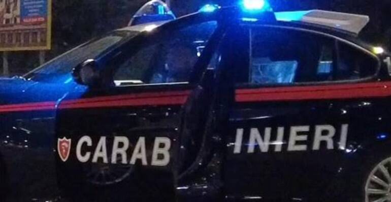 caserta-aggredisce ex moglie