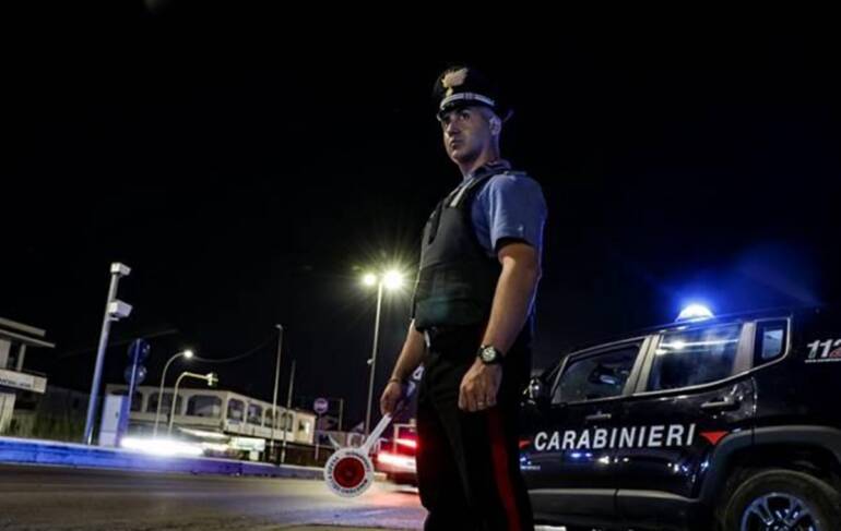 Sorpresi a bordo di un’auto rubata a Maddaloni: tre denunciati