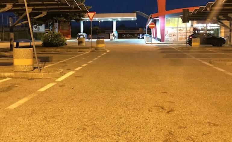 Casoria, rapinano il punto ristoro in autostrada: inseguiti e arrestati in 4