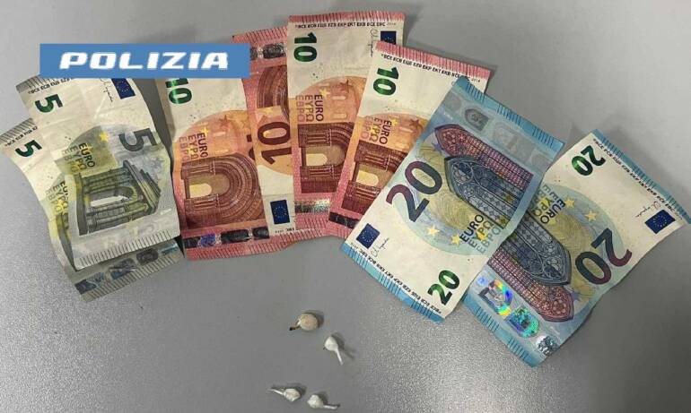 spaccio panchina porta capuana