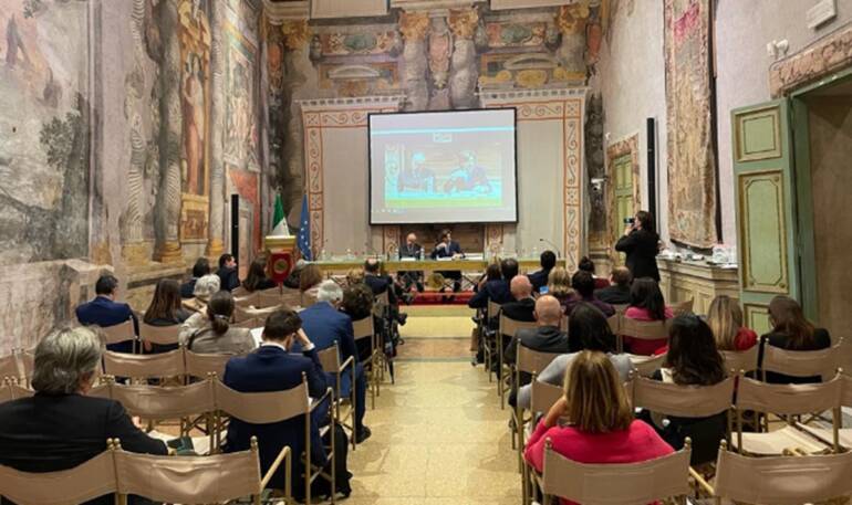 Farmaci orfani, OSSFOR: Italia seconda in Europa con 50 terapie disponibili