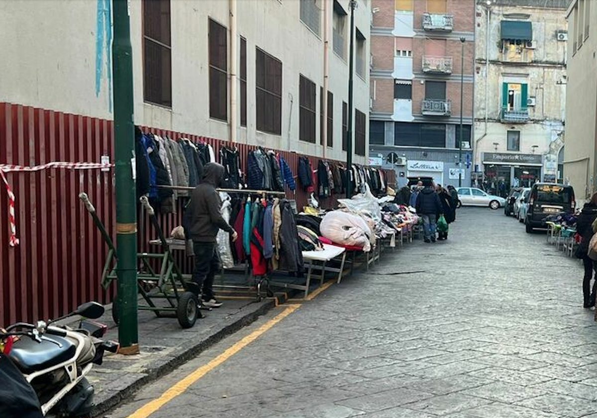 Nuovo mercato di via Benevento apre a Napoli