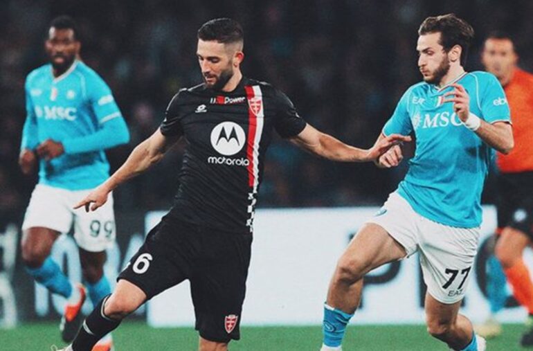 Il Napoli stecca ancora, Meret evita il peggio: con il Monza è 0-0