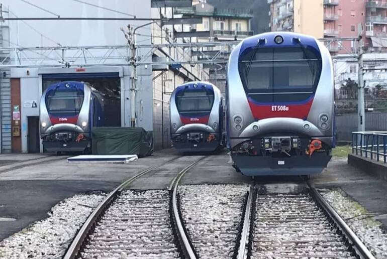 EAV, 26 dipendenti a rischio licenziamento per “comportamenti fraudolenti”