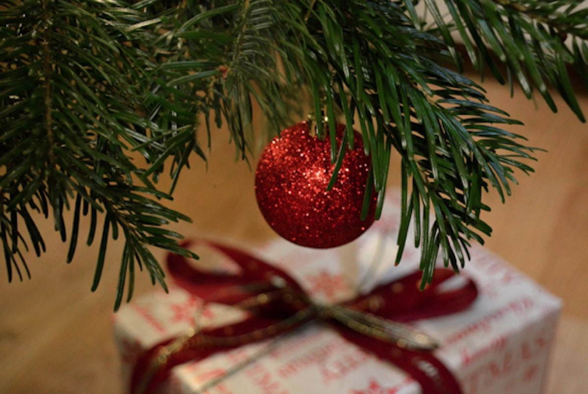 Sensualità sotto l’albero: i regali piccanti per un Natale ardente