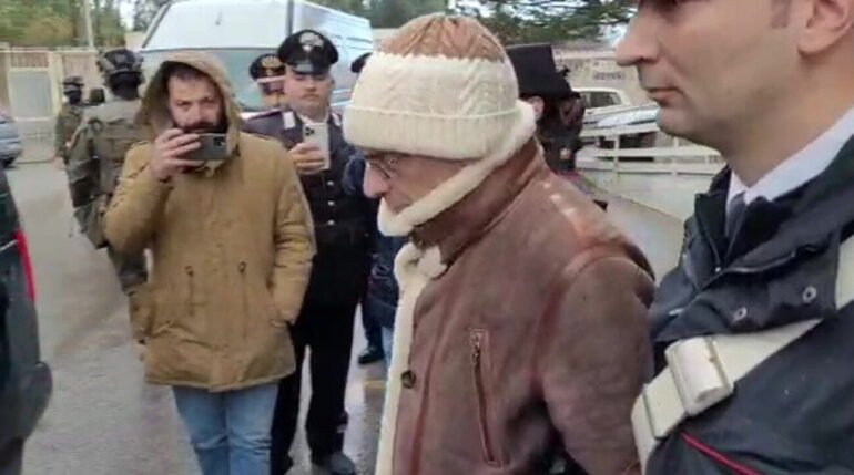 Droga, trovato il tesoro da 200 milioni di Matteo Messina Denaro: sequestro nei paradisi fiscali