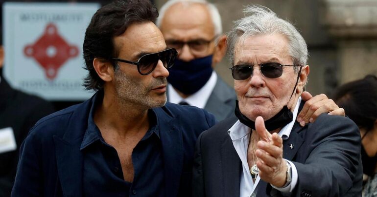 Alain Delon choc: “Desidero la fine, sento che la vita è terminata”