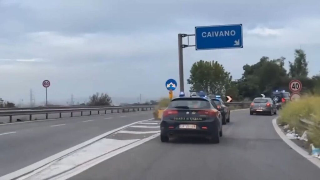 Nuovo blitz al parco Verde di Caivano con 250 agenti in campo