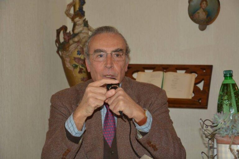 Napoli, lutto nel mondo del giornalismo: é morto Ermanno Corsi