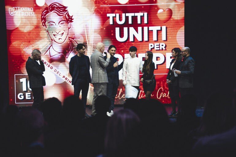 Al Teatro Troisi ‘Tutti uniti per Peppe’, raccolta fondi per sostenere la ricerca