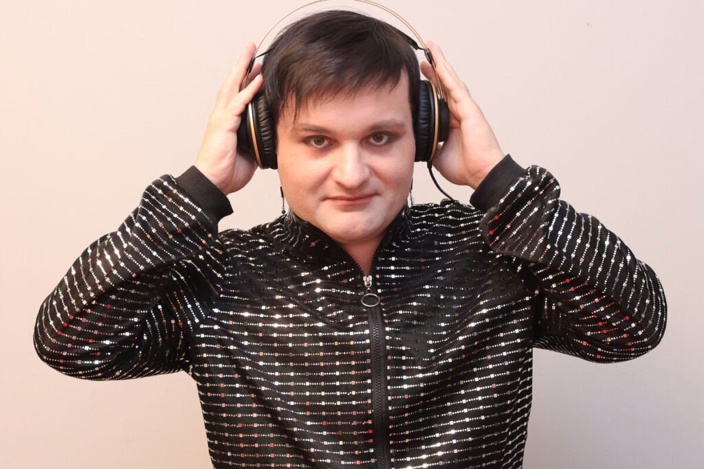 Jo Conti: ‘La mia musica al seervizio dell’amore’