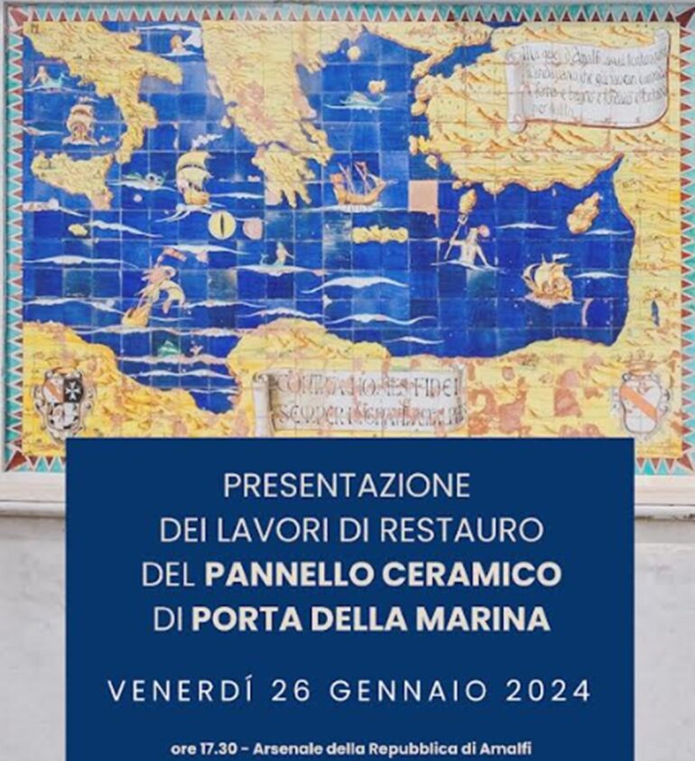 Amalfi, completato il restauro del pannello maiolicato della Porta della Marina