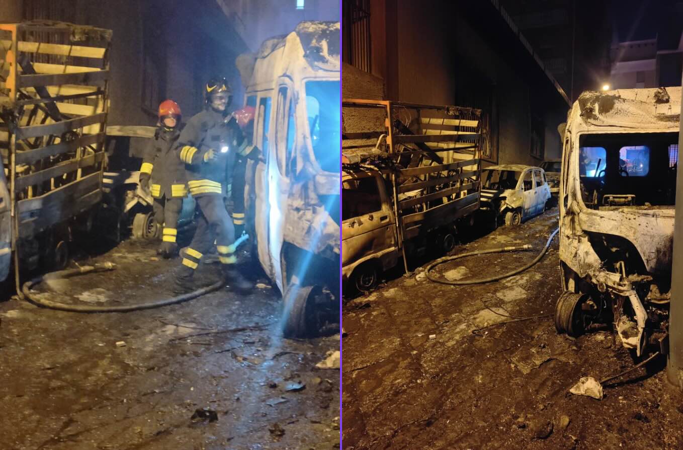 Strage sfiorata nella notte al rione Sanità: ambulanza si scontra con le auto in sosta e scoppia incendio