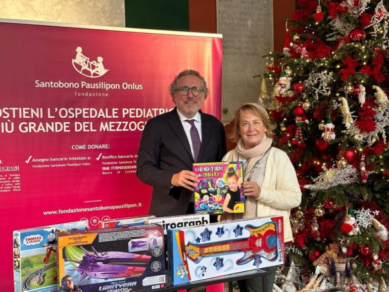 Befana: doni Air Campania a degenti ‘Santobono-Pausilipon’