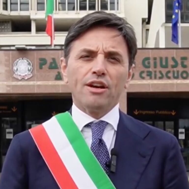 Ercolano, in arrivo due palazzetti e nuova tribuna ospiti allo stadio Solaro