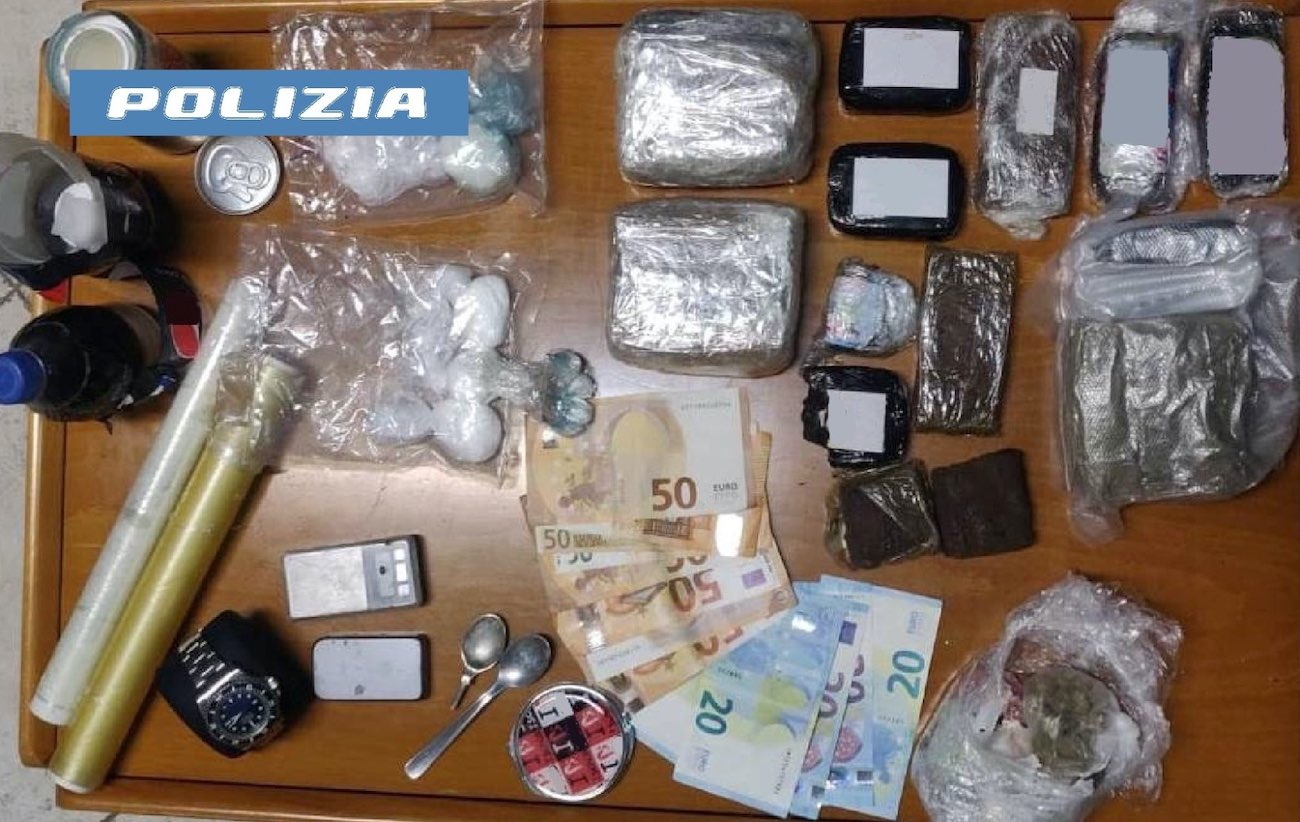 Commerciante spacciatore di Ischia arrestato a Serrara Fontana per droga
