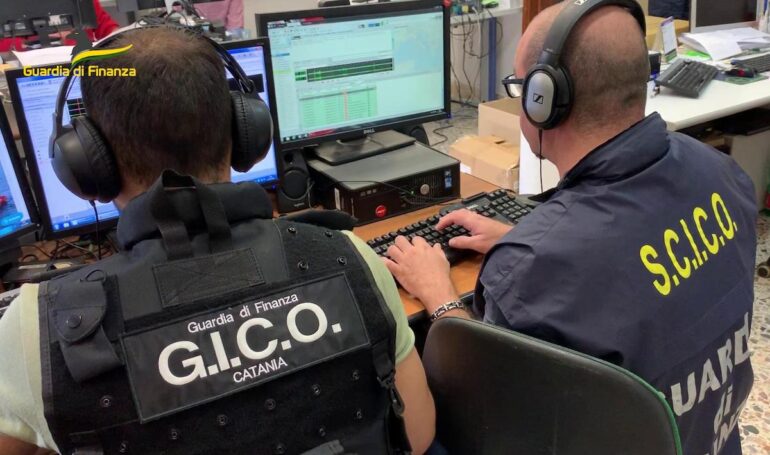 Blitz antidroga tra Sicilia e Campania: 15 arresti