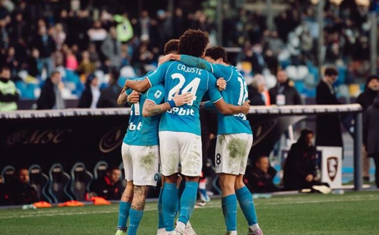 Rrahmani al 96′: il Napoli fatica, ma batte in rimonta la Salernitana