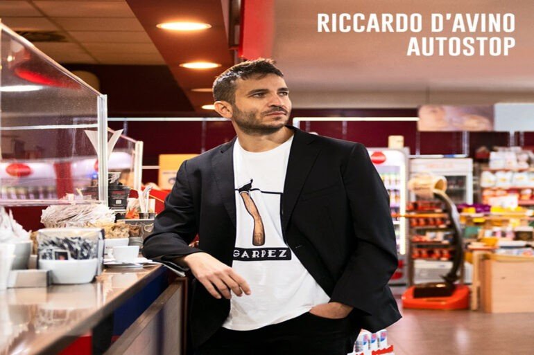 ‘Autostop’, il nuovo album del cantautore Riccardo D’Avino