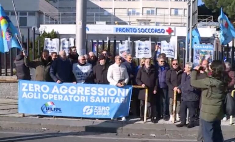 Napoli, patto anti-aggressioni negli ospedali: sei drappelli nei pronto soccorso e facilitatori in corsia