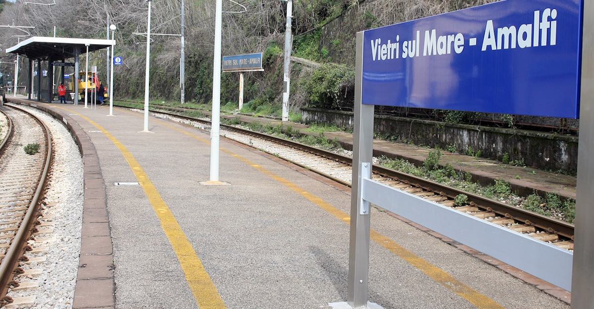 Maltempo: circolazione treni sospesa tra Vietri e Salerno