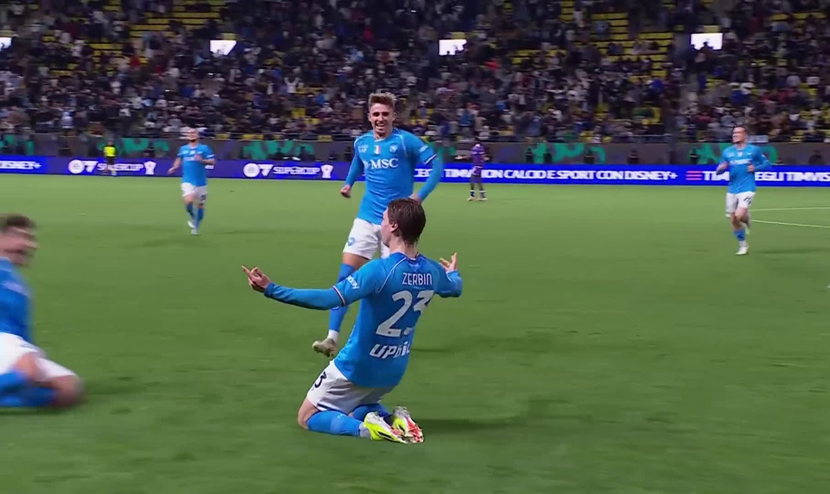 Super Napoli in finale Supercoppa! Fiorentina battuta da Simeone e Zerbin