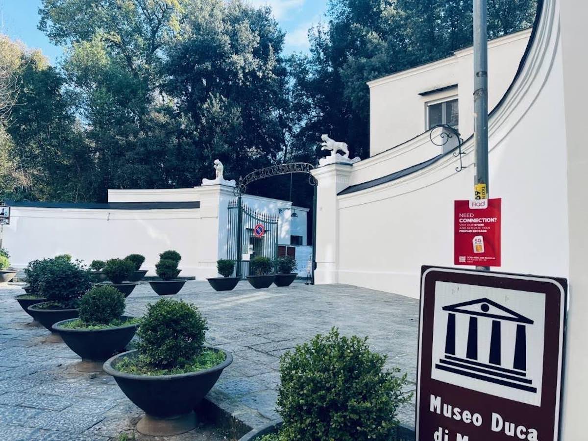 Villa Floridiana: completato il restauro dell’ingresso di via Cimarosa, in arrivo il polo museale del Vomero