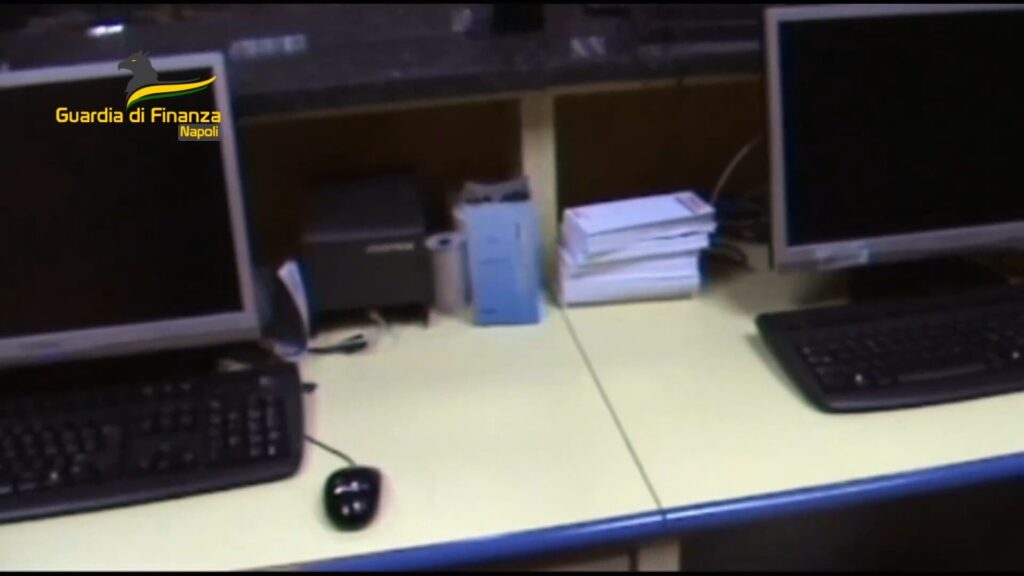 Camorra, chiusi i centri scommesse del clan D’Alessandro: 7 arresti