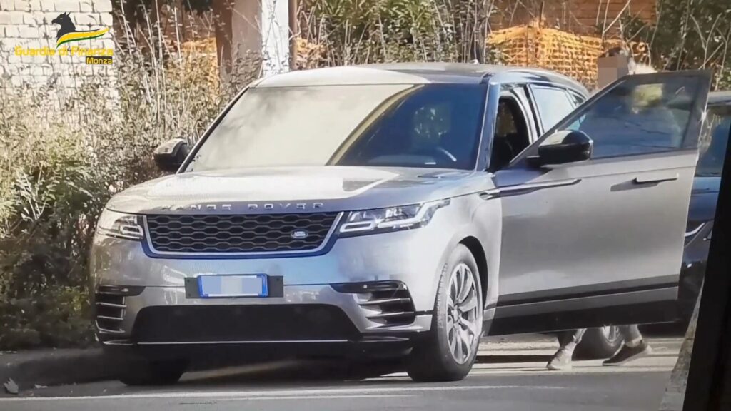 Finti cieco guida Suv e finto tetraplegico cammina regolarmente: arrestati