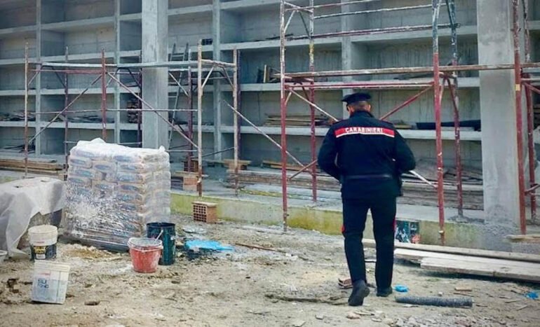 pianura spari cantiere scuola