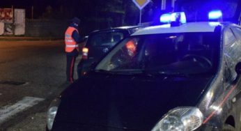 Minore in fuga con un’auto e una pistola pronta a sparare: arrestato e portato a Nisida