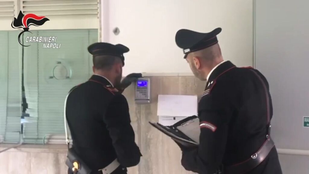 Pompei, addetti alla vigilanza notturna degli scavi dormivano invece di vigilare: denunciati