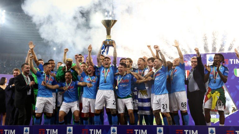 Il 4 maggio esce “Sarò con te”, il film sullo scudetto del Napoli