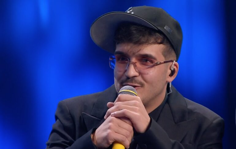 Oggi su Spotify: Geolier trionfa, Mahmood e Annalisa sul podio