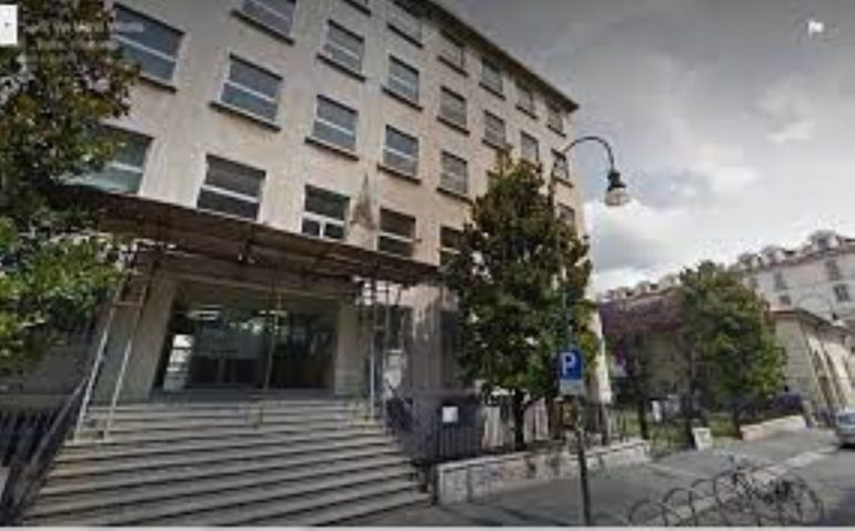Sgomberati due occupanti abusivi nella scuola media di Quarto