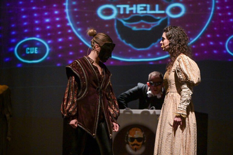 Al Teatro Acacia in scena ‘Shakespeare is back’ di e con Luca Varone