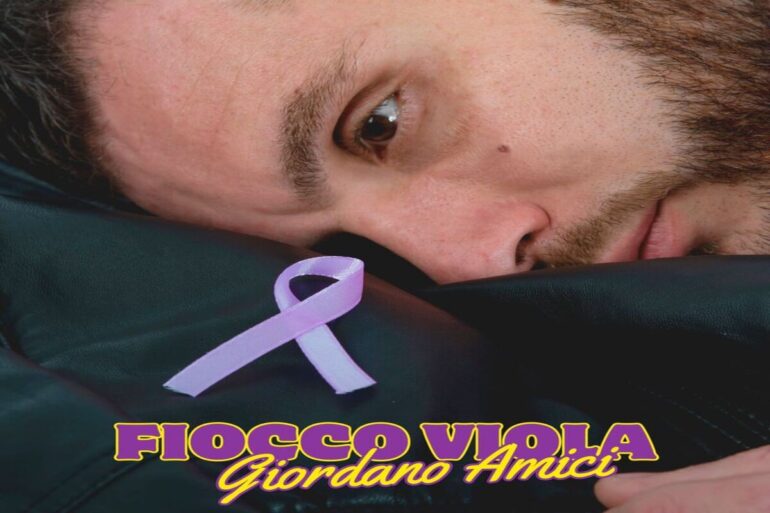 Giordano Amici torna con ‘Fiocco Viola’, il singolo che parla dell’anoressia maschile