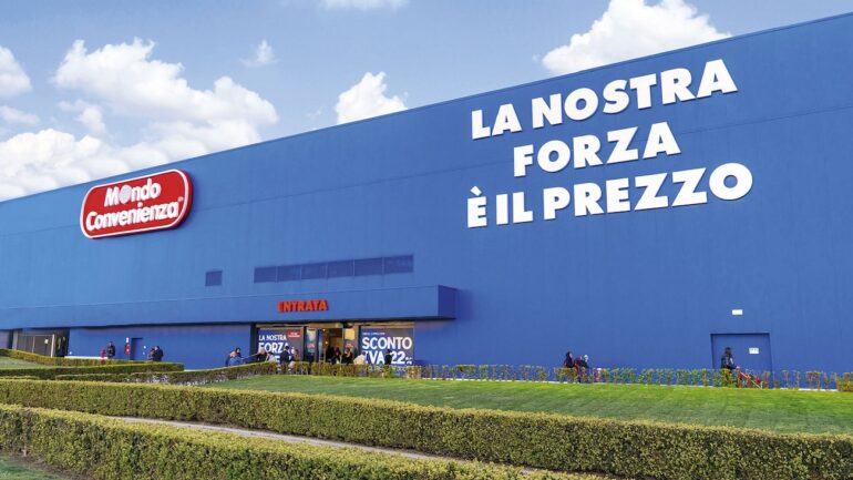 Mondo convenienza multata per 3,2milioni di euro: irregolarità in consegna e post-vendita