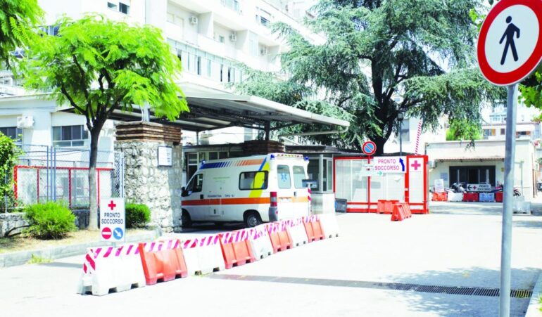 Castellammare, il clan D’Alessandro aveva il monopolio sulle ambulanze: altri 2 arresti