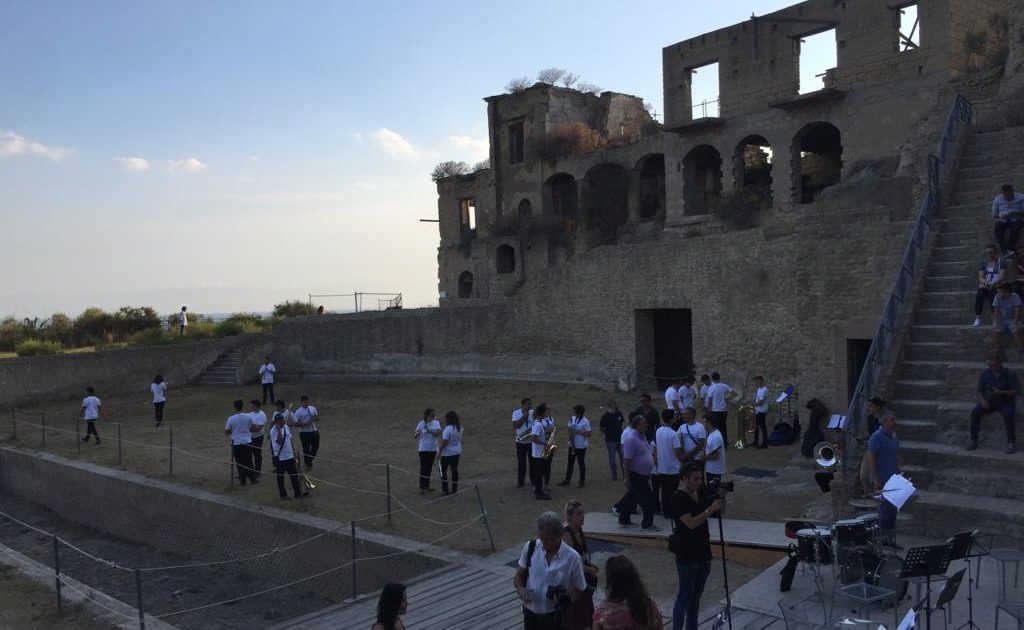 Tour teatrale Madre Mare nella Pausilypon Napoli: scopri il parco archeologico