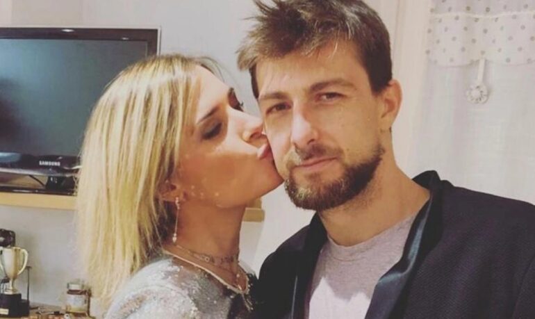 La moglie di Acerbi scatenata sui social: “Ora sciacquatevi la bocca!”