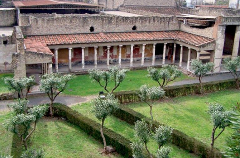 Torre Annunziata, 113 studenti guidano le visite della Villa di Poppea in un Open Day all’Oplontis