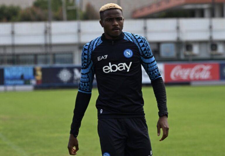 Napoli, terapie per Osimhen: in forte dubbio per la Fiorentina