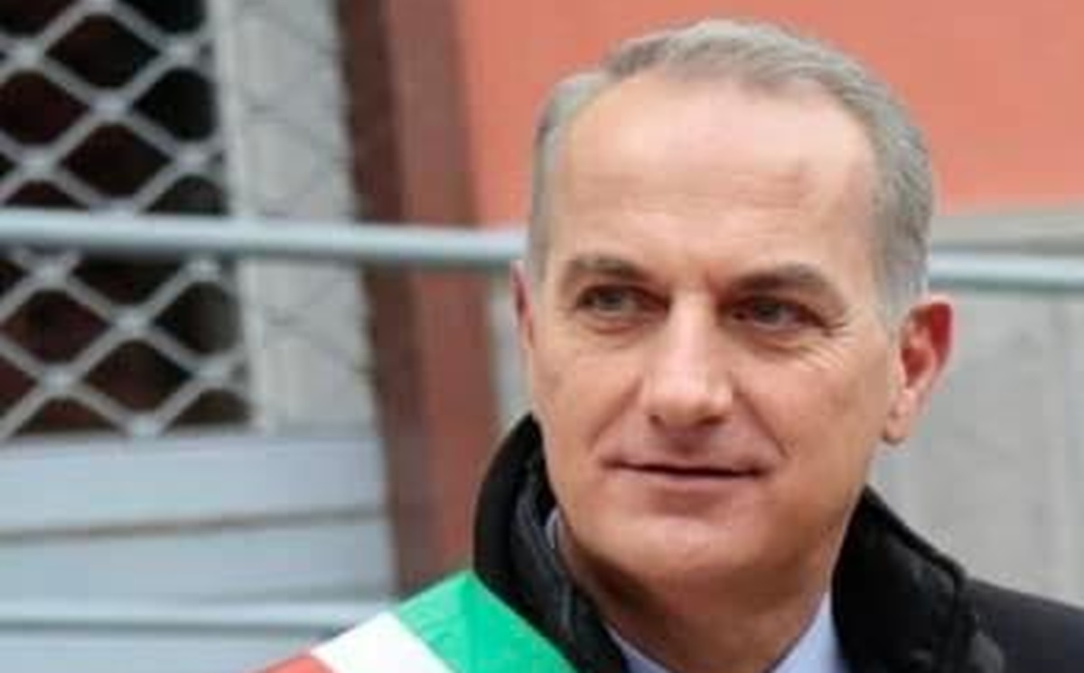 L’appello del sindaco di Calvizzano alla premier Meloni: “Fermare le baby gang”