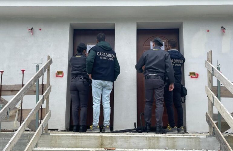 Sequestro a Santa Marina per lottizzazione abusiva: sei indagati