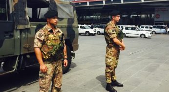 Porta Nolana, turista aggredita in strada: i militari dell’Esercito bloccano l’assalitore