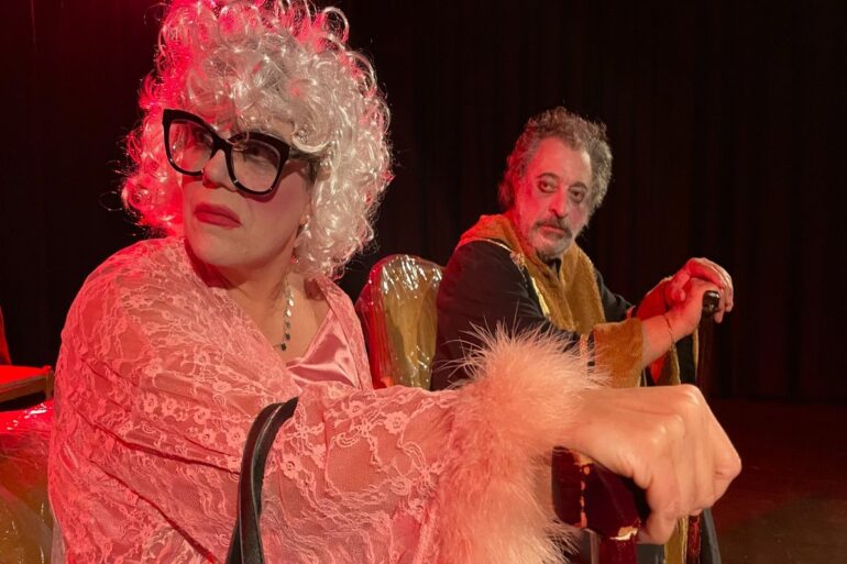 ‘Le sedie’, il testo di Ionesco adattato da Iavazzo e Arciprete, in scena al Teatro Tram